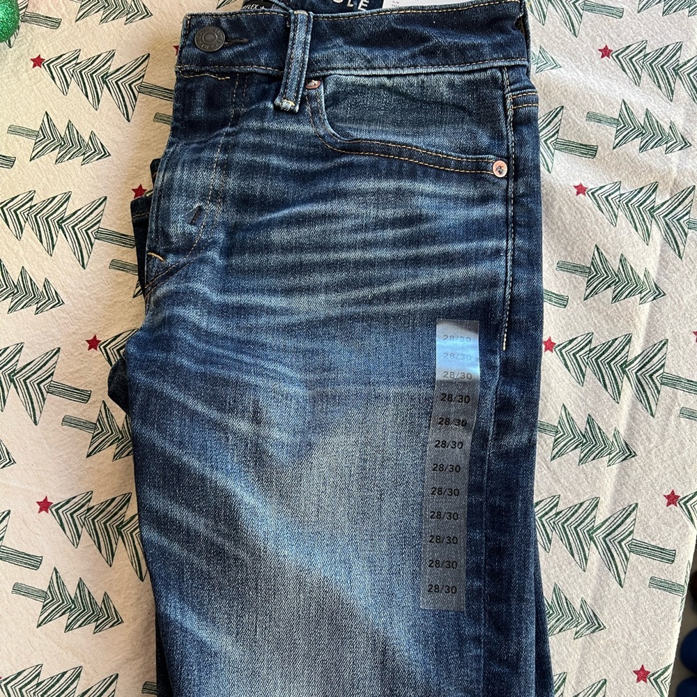 NWT American Eagle jeans 28/30